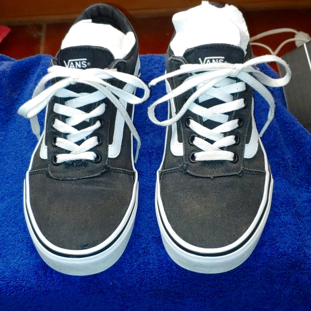 Vans shoes
